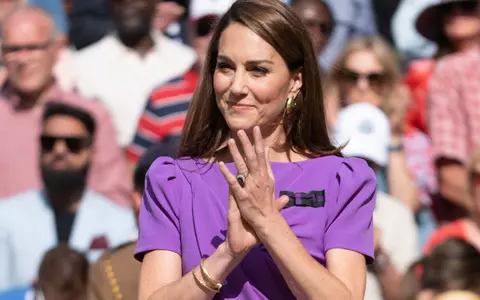 Kate Middleton, într-o ținută splendidă la Wimbledon. Prințesa de Walles, elegantă și zâmbitoare, la jumătate de an după ce a început tratamentul împotriva cancerului