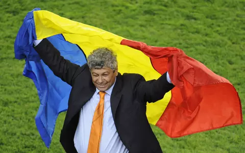 Mircea Lucescu este noul antrenor al Echipei Naționale de fotbal a României. Are 79 de ani și a mai antrenat Echipa Națională între anii 1981-1986