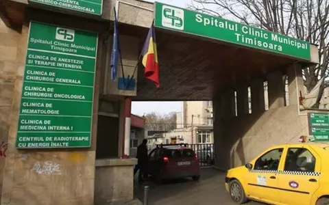 Șase medici chirurgi oncologi de la Spitalul Municipal de Urgenţă din Timişoara, acuzați că ar fi primit mită de la pacienți bani, miere și bulion