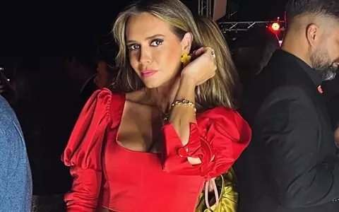 Magda Pălimariu, apariție fabuloasă într-o rochie roșie la VIVA! Influencers Party 2024! E prima apariție la un eveniment monden din România, după ce a devenit mamă