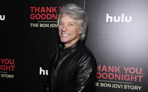 Jon Bon Jovi a salvat o femeie de la sinucidere. Momentul a fost filmat și artistul a fost felicitat de poliție: "A convins-o să revină în siguranță de pe marginea podului"