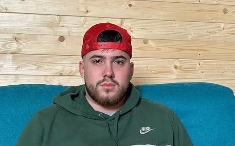 Adrian Dumitru, alias Adrian Elicopter de luptă, declarații incredibile după ce a fost prins beat la volan și a făcut scandal cu poliția: „Înțeleg că unii oameni de la 2-3 beri nu mai pot să conducă, nu mai pot să se țină pe picioare, dar nu este cazul la mine. S-au adresat niște injurii, e ceva normal, dar nu lucruri grave”