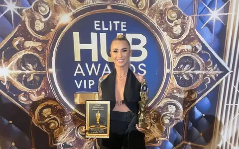 Cum s-au îmbrăcat Anamaria Prodan și cei trei copii ai ei la o gală de premiere și ce a spus impresara despre Laurențiu Reghecampf: ”Sunt dovada vie că după cel mai mare tsunami..”/ EXCLUSIV