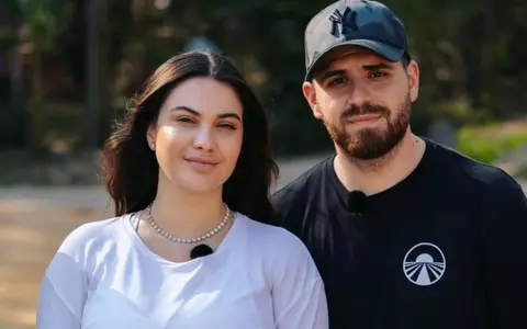 Betty Salam recunoaște că a avut momente când a rămas fără bani: „E foarte greu să fii fata lui Florin Salam". Cât de greu cântărește celebritatea tatălui ei