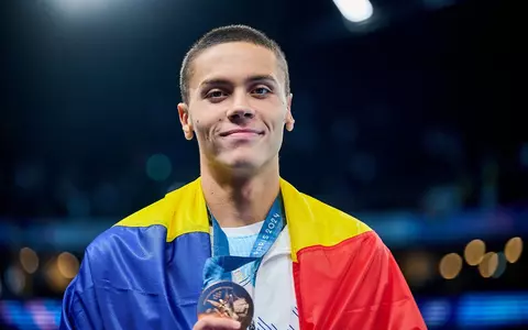 David Popovici a strâns peste 160.000 de euro, pentru copiii cu nevoi speciale, după ce și-a scos la licitație echipamentul de la JO 2024: „Nu mi-am imaginat că voi depăși suma propusă ca obiectiv”