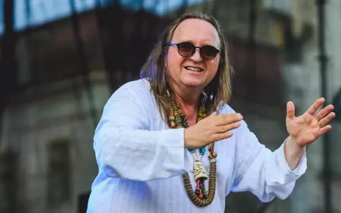 Cum l-a întâlnit Mike Godoroja pe marele Ray Charles și cum l-a adus la Cerbul de Aur: „A fost o poveste de… o misiune imposibilă"