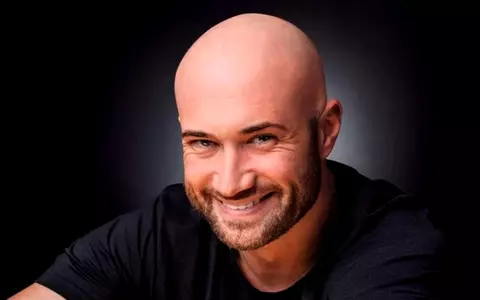 De ce nu vrea Mihai Bendeac să se căsătorească: "Îi cheamă pe toți proștii la nuntă, ăia se duc, dansează pentru dragostea lor și după doi ani nu se mai înțeleg"
