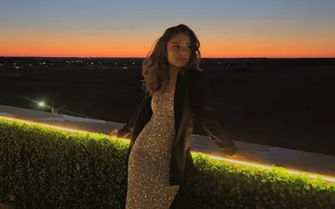 O mai știți pe Mara din serialul Fructul Oprit? Acum, a crescut și are piesă nouă! Maria Nicole lansează "Nopțile în care"