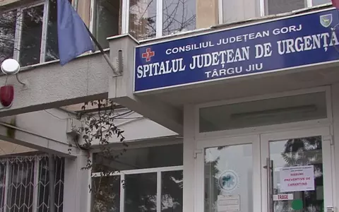 Un băiat de 16 ani a murit în Unitatea de Primiri Urgențe Târgu Jiu, în timp ce medicii se certau între ei dacă să-l transfere la spitalul din Craiova sau nu
