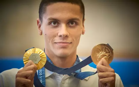 David Popovici, al treilea român care apare pe coperta L'Equipe Magazine, după Nadia Comăneci și Gheorghe Hagi. Cum l-au descris francezii: "Nu ratează nicio ocazie de a-și face vocea auzită..."