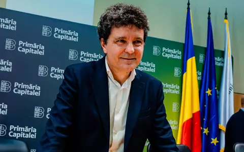 Nicuşor Dan candidează ca independent la alegerile prezidenţiale din 2025: "Suntem într-un moment de cumpănă, cel mai dificil de după Revoluție. Românii au transmis la alegeri că nu se mai poate"