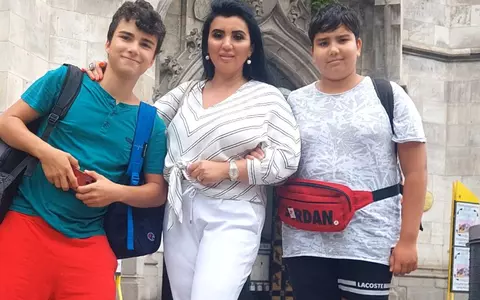 Instanța a decis! Adriana Bahmuțeanu nu își poate lua copiii acasă, ei rămân în casa lui Prigoană. Vedeta îi poate vizita, cu program stabilit prin lege