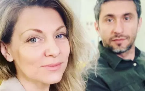 Dana Nălbaru și Dragoș Bucur și-au lansat propriul serial, intitulat Bucurii la țară: „Primul episod e gata și l-am urcat pe YouTube. S-ar putea ca imaginile să vă surprindă"