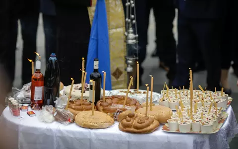 Câți colaci se fac la parastas. Câte pachete se dau de pomană