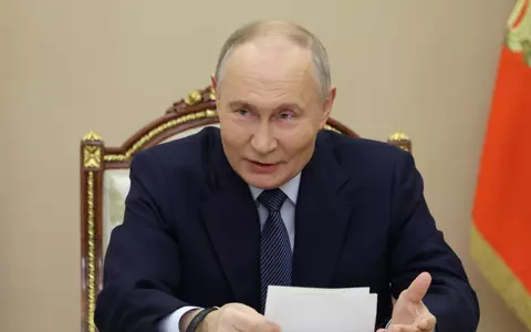 Vladimir Putin a ironizat decizia autorităților române de renumărare a voturilor la prezidențiale și a făcut o declarație râzând: „Un candidat nu a fost pe placul...”