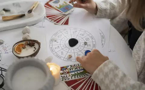 Horoscop 19 decembrie 2024. Zi neagră și plină de lacrimi pentru două zodii