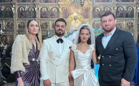 Jador și Oana Ciocan s-au căsătorit civil și religios: „Am ales o nuntă simplă". Au sărbătorit alături de 50 de invitați, i-au avut ca nași pe Cătălin Moroșanu și soția lui, iar sora artistului a cântat la petrecere