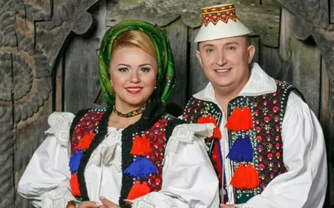 Cum au reacționat părinții Corneliei Rednic atunci când artista s-a măritat, la 16 ani, cu Lupu Rednic: "A fost un șoc" / Imagini din ziua nunții