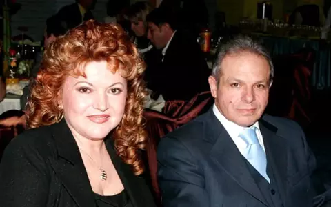 Soțul Mariei Cârneci și-a prevestit moartea. Ce i-a spus Romulus Petrescu artistei: "A fost atât de lucid, mi-a zis să-l îmbrac, să-i pun cămașă albă cu buton. Și când a intrat nora a cerut să mai vadă..."
