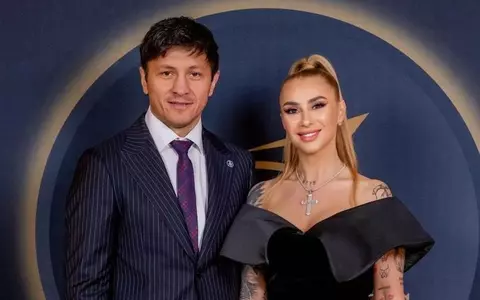 Gestul emoționant făcut de Anamaria Prodan în memoria mamei ei: ”Îi dedic tot ceea ce am câștigat de-a lungul vieții, toate realizările mele...” Cum arată medalionul pe care i l-a dăruit Ionela Prodan / EXCLUSIV