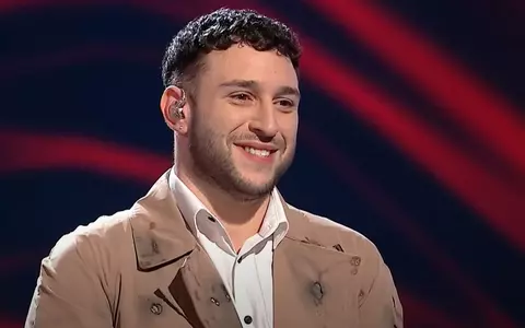 Cine este Robert Lukian, finalist la Vocea României 2024. S-a născut în Suedia, a fost ospătar, cântăreț și a slăbit spectaculos, după ce ajunsese la 130 de kilograme