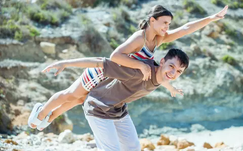 Diana Bulimar s-a aruncat în gol de la 100 de metri, la Power Couple: „Nu auzeam valurile mării, nu știam ce este jos”. Logodnicul ei, Radu Dumitrache, s-a temut pentru ea