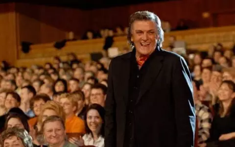 Părinții lui Florin Piersic au trăit o poveste de dragoste ca în filme: „Nu aveam de gând să renunț la Veruța mea”. Actorul, rodul unei iubiri interzise, iar moartea surorii lui a îndoliat întreaga familie