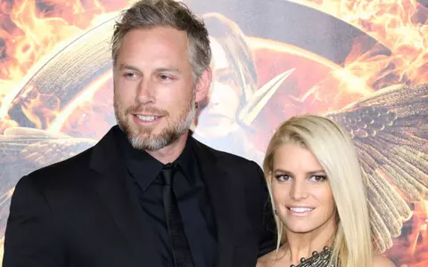 Jessica Simpson și Eric Johnson divorțează, după 10 ani de căsnicie. Au trei copii împreună: „E o situație dureroasă"