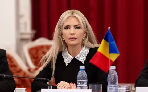Laura Vicol recunoaște că a zburat „de câteva ori” cu Marcel Ciolacu în avioane private. Ce spune despre demisia din PSD: „Bărbații din partidul meu nu mă susțin. Această execuție...”