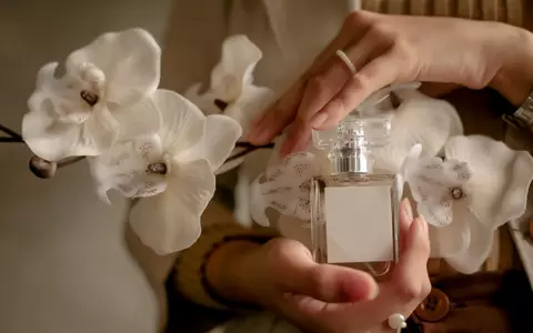 Parfumuri florale vs. parfumuri orientale: ce să alegi?