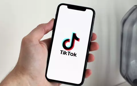TikTok anunță că revine în SUA, la doar câteva ore de la închiderea aplicației: „Mulțumim președintelui Trump. Vom colabora pentru…”