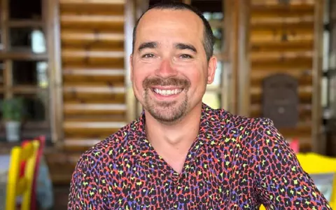 Cine este Vasile Petrovschi de la Survivor România 2025. Inginerul IT e căsătorit, are un fiu, a fost fotbalist profesionist și actor