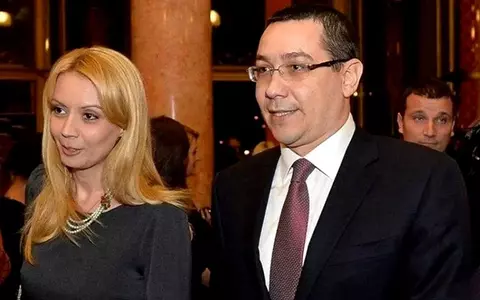 Victor Ponta și Daciana Sârbu au divorțat, după 19 ani de căsnicie. Cum au împărțit averea și ce se întâmplă cu cele două fiice