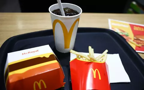 ANPC a descoperit bacterii fecale în gheața pentru răcoritoare, folosită la un restaurant McDonald's din București. Piedone: "Pun în pericol sănătatea consumatorilor" / Reacția McDonald's
