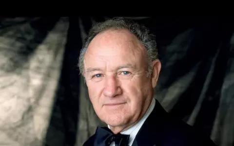 Gene Hackman și soția sa au fost găsiți morți în casă, alături de câinele lor. Poliția precizează că "în acest moment, nu există suspiciuni că ar fi vorba de o crimă"