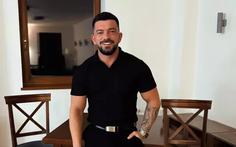 Andrei Perneș, înmormântat în satul natal. Sora lui a postat o imagine sfâșietoare de la înmormântare, iar prietenii de la Mireasa au venit să-și ia rămas bun