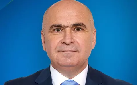 Cum arăta Ilie Bolojan în tinerețe. Președintele interimar al României avea mustață și altă tunsoare