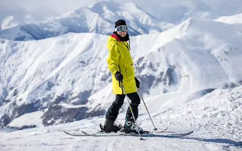 5 trucuri pentru a arăta impecabil chiar și pe pârtia de schi