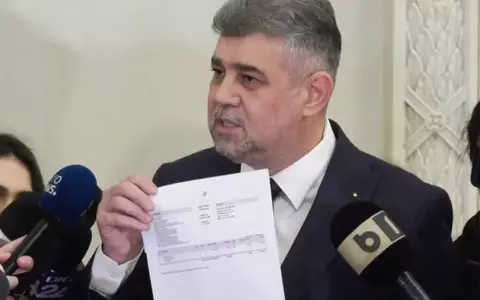 Marcel Ciolacu a venit în Parlament cu facturile de la zborurile cu avioanele private efectuate de Nordis: "Le-am avut de la început"