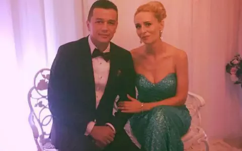 Cine este și cu ce se ocupă soția lui Sorin Grindeanu. Mihaela Grindeanu e mamă a doi copii și lucrează în domeniul farmaceutic