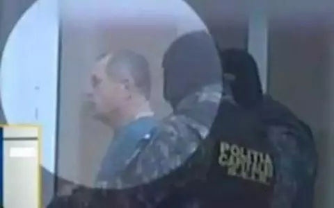 "Criminalul de la Perla" a cerut de 4 ori până acum eliberarea condiționată, fără succes. Fostul polițist Gheorghe Vlădan are de ispășit 25 de ani de închisoare după ce și-a ucis soția la coafor