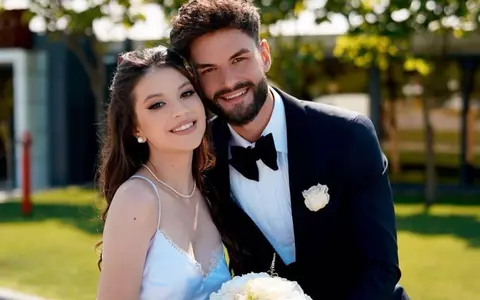 „Mi-am dorit ca tot ceea ce se poate întâmpla între un bărbat și o femeie, în relație, să fie doar cu un singur bărbat". Edward Sanda a fost primul bărbat din viața Cleopatrei Stratan