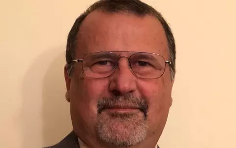 Cine este John-Ion Banu-Muscel, candidat la alegerile prezidențiale 2025. A locuit în America și a înființat Liga Româno-Americană din Florida