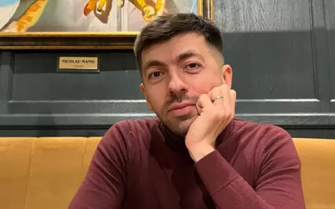 Mircea Bravo se spală pe cap o dată la câteva săptămâni: „Am fost la stilist și i-am explicat teoria mea"