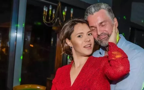 Oksana Ionașcu a dezvăluit cele zece „ritualuri bizare” pentru ca bărbatul să te iubească mai mult, după ce soțul ei a revenit acasă. Reacția lui Cezar Ionașcu: „Exact!”