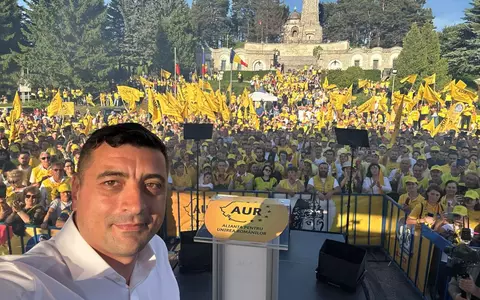 George Simion, primul în cursa pentru primul tur al alegerilor prezidențiale din 4 mai. Sondaj AtlasIntel: pe ce locuri sunt acum Crin Antonescu și Nicușor Dan