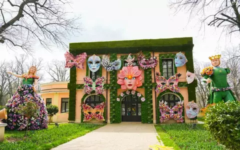 Târgul de Paște din Craiova se deschide azi! Imagini de la Carnavalul Primăverii și programul evenimentului, între 11 aprilie și 1 mai