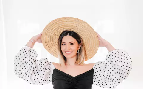 Ela Crăciun: “Echilibrul nu este o destinație, ci un exercițiu zilnic” – inteviu despre tehnologie și sărbători trăite cu sens