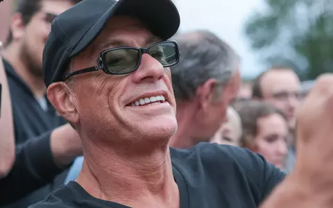 Jean-Claude Van Damme, prima reacție în scandalul cu femei traficate din România: „Faptele raportate sunt grotești și inexistente”