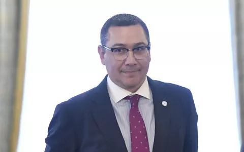 Victor Ponta a mințit că nu a fost invitat la dezbaterea Antena 3 CNN. Mihai Gâdea a prezentat dovada în timpul emisiunii sale / Ce a declarat candidatul: "Astă seară voi fi la alt eveniment"